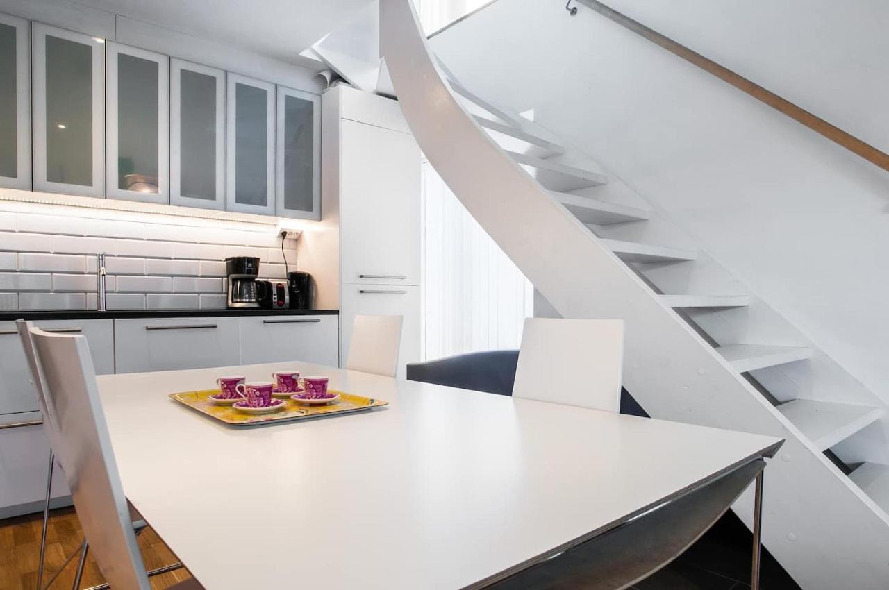 索伦蒂纳Townhouse On Arlanda Stockholm Metro Line - Easy Checkin别墅 外观 照片